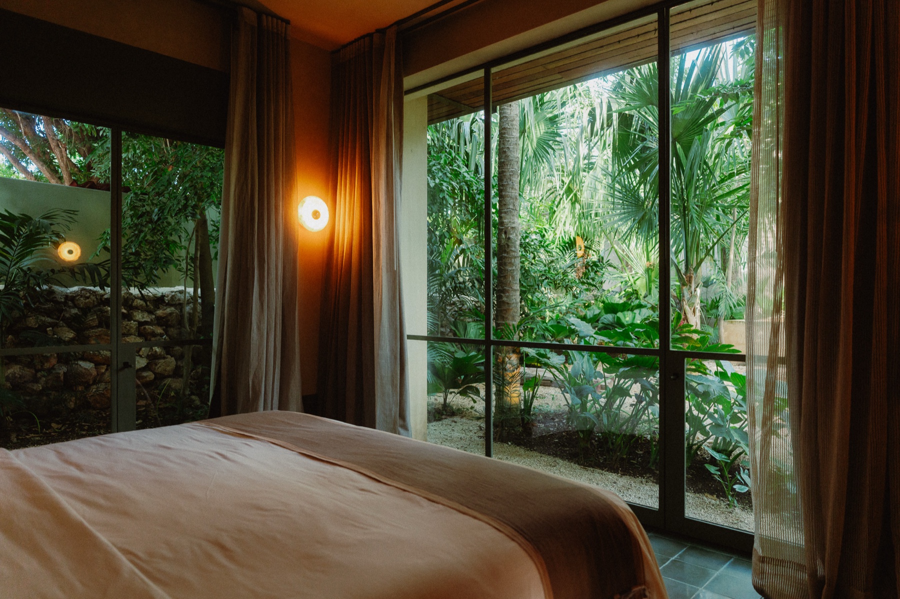 Canopy Garden View